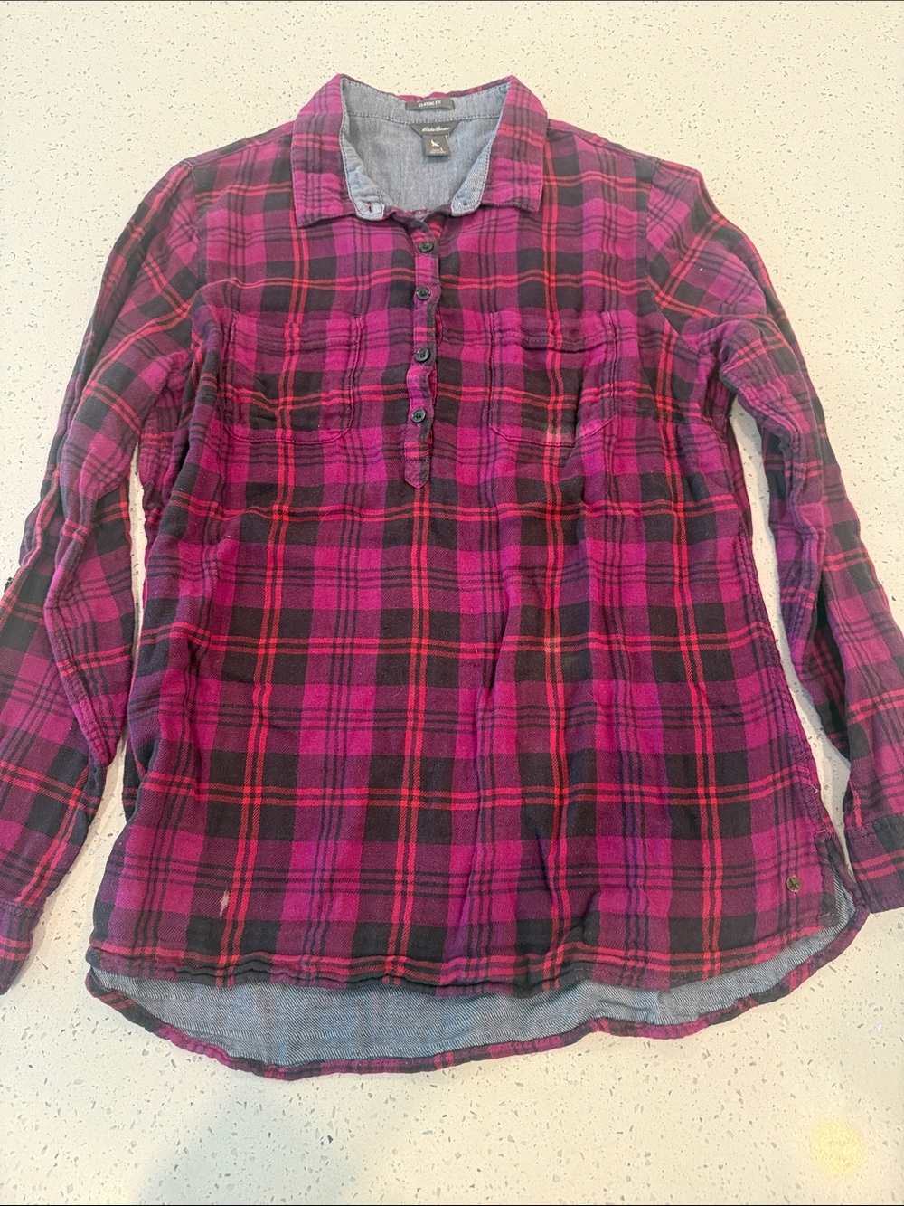 Women’s Eddie Bauer plaid flannel pull over